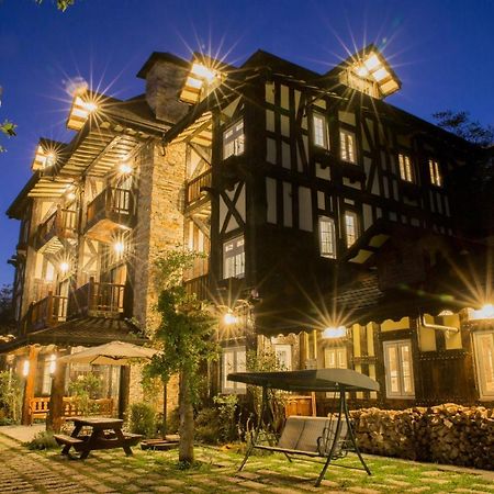 Black Forest Manor Renai Bagian luar foto