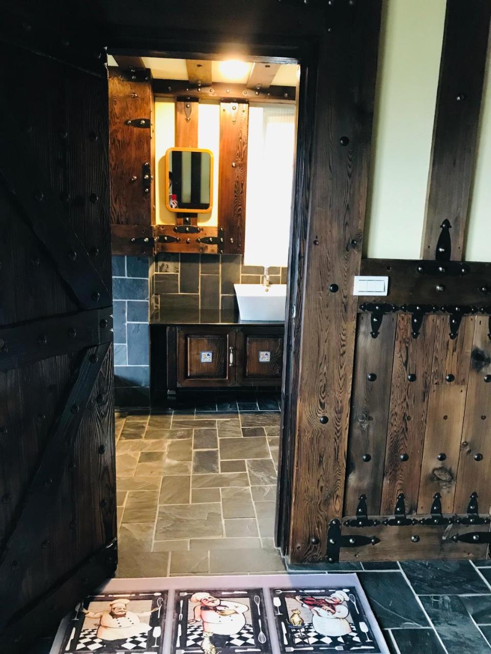 Black Forest Manor Renai Bagian luar foto