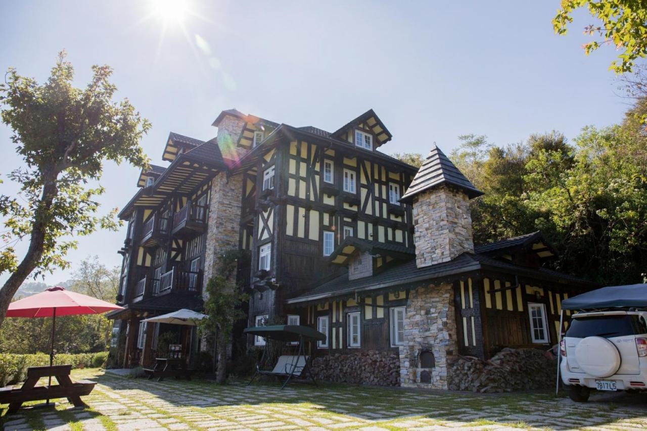 Black Forest Manor Renai Bagian luar foto