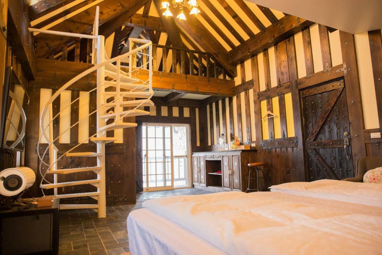 Black Forest Manor Renai Bagian luar foto